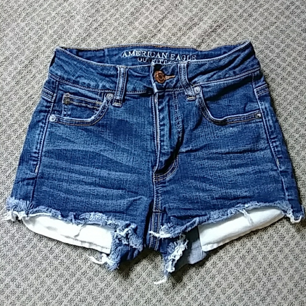 American Eagle Shorts.